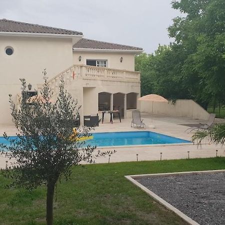 Maison Calme Et Spacieuse Bassens  Bagian luar foto