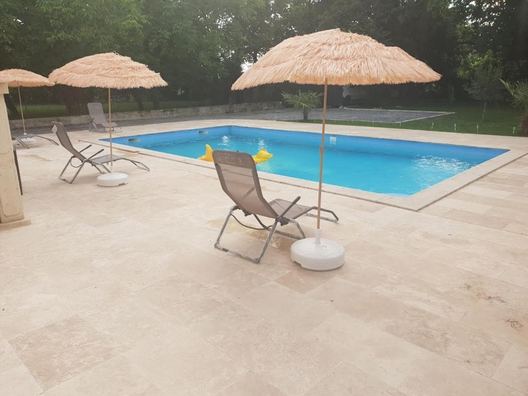 Maison Calme Et Spacieuse Bassens  Bagian luar foto
