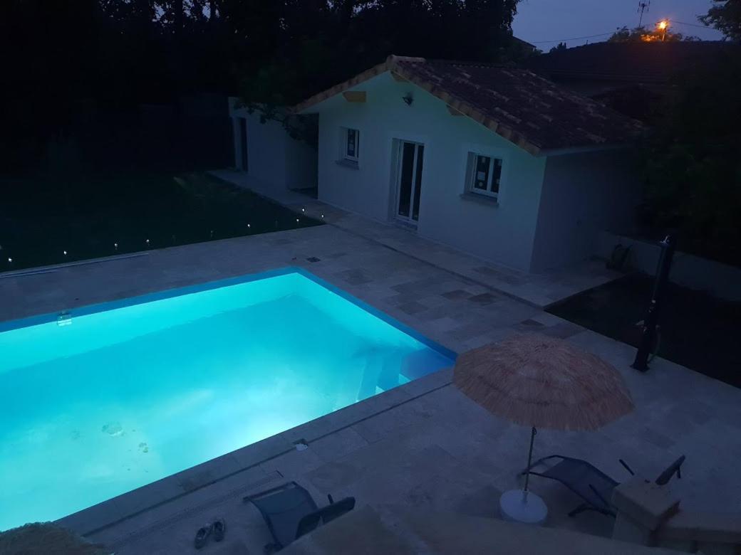 Maison Calme Et Spacieuse Bassens  Bagian luar foto